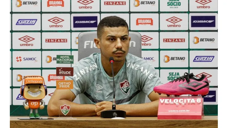 André relata preocupação com altitude para o confronto contra o Millonarios-COL (Foto: LUCAS MERÇON / FLUMINENSE F.C)
