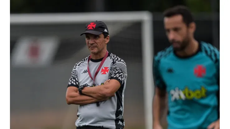 Zé Ricardo mexe na equipe para o confronto contra a Ferroviária (Foto: Thiago Ribeiro/AGIF)
