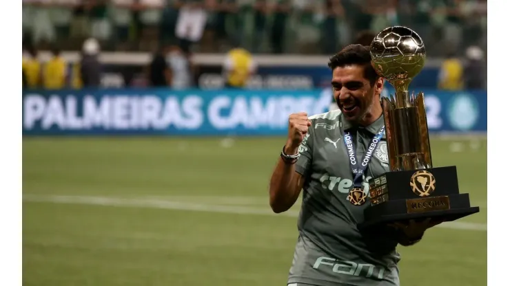 Abel Ferreira está na lista dos técnicos mais bem pagos do mundo
