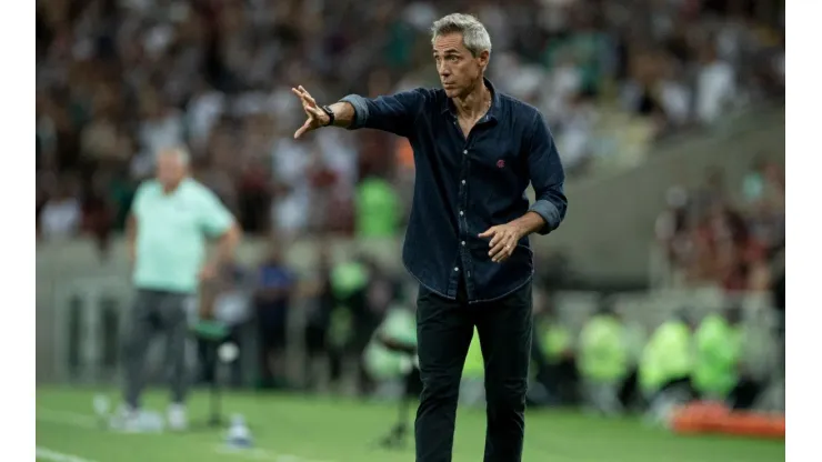 Paulo Sousa fala sobre a perda do Campeonato Carioca (Foto: Jorge Rodrigues/AGIF)
