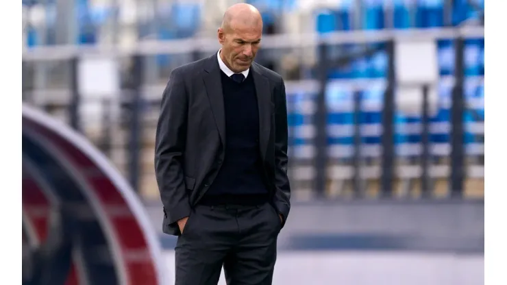 Zidane é o favorito para assumir o posto de treinador do PSG
