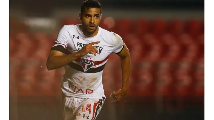 Sao Paulo v Fluminense - Brasileirao Series A 2016
