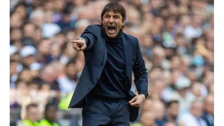 Antonio Conte é especulado no PSG
