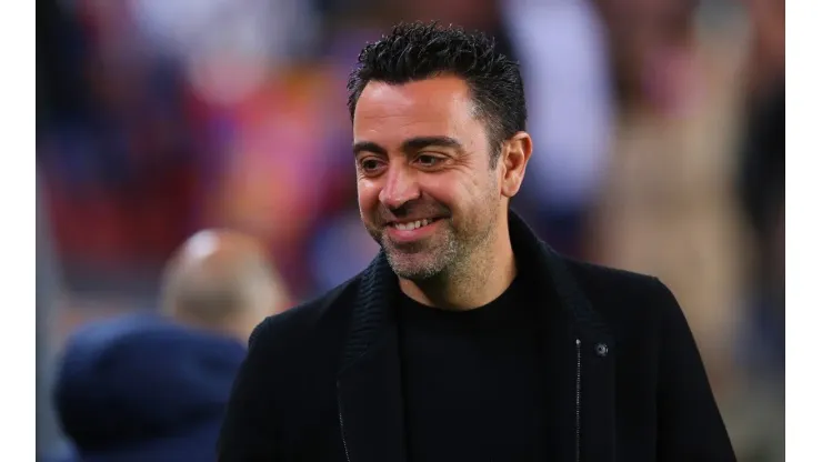 Técnico do Barcelona, Xavi Hernández, pediu para clube renovar com Sergi Roberto
