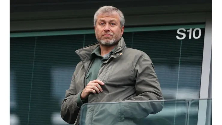 Abramovich se despede do Chelsea (Foto: Paul Gilham/Getty Images)
