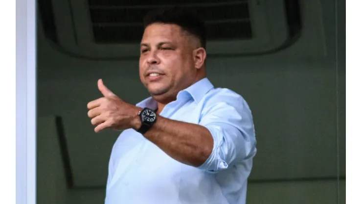 Ronaldo revela que quer marcar resenha com John Textor (Foto: Fernando Moreno/AGIF)
