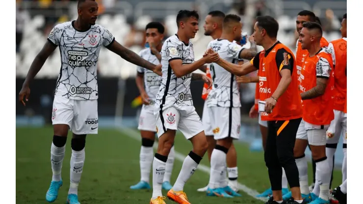 Botafogo v Corinthians - Brasileirao 2022
