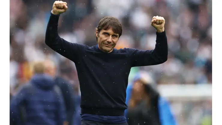 Antonio Conte, técnico do Tottenham
