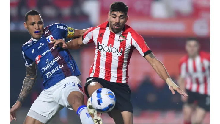 Titi lamenta eliminação na Libertadores, mas pede para time levar a cabeça (Foto: Marcelo Endelli/Getty Images)
