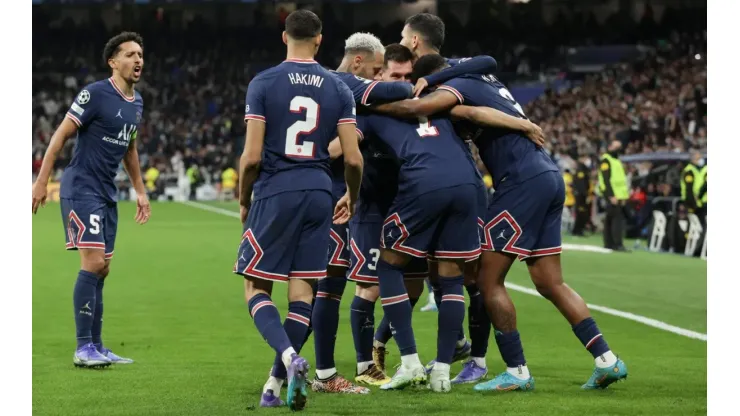 Jogadores do PSG comemoram gol (Foto: Getty Images)
