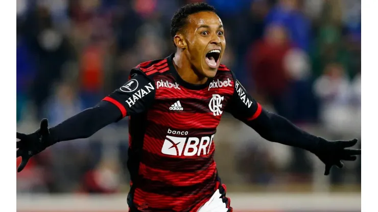 Lázaro, do Flamengo, está na mira do West Ham (Foto: Getty Images)
