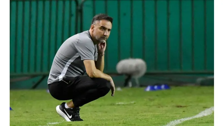 Vítor Pereira desabafou após empate diante do Internacional
