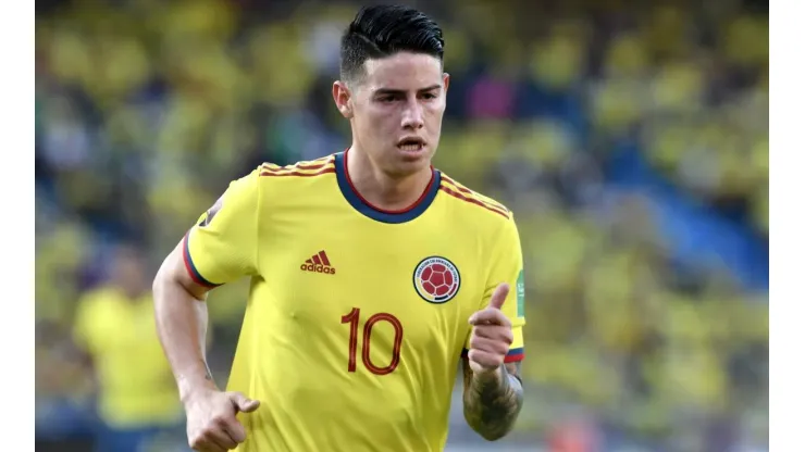 James Rodríguez acertou retorno ao futebol europeu
