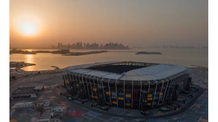 O estádio feito com 974 containers para a copa do mundo no Qatar