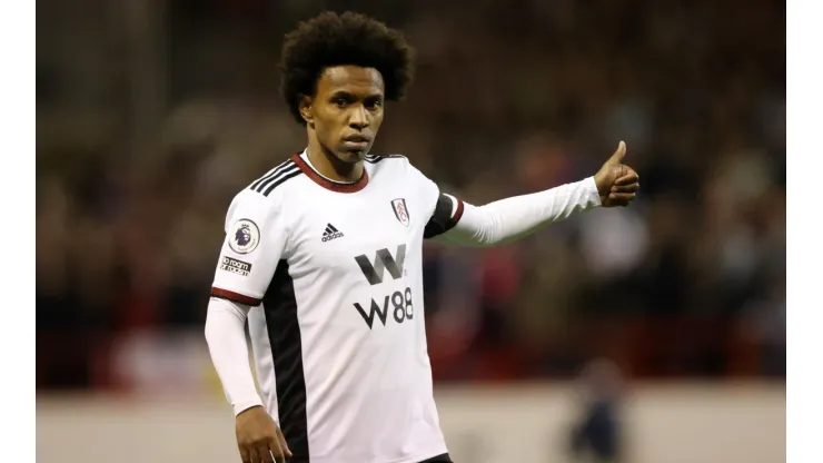 Willian, em campo pelo Fulham (Foto: Getty Images)
