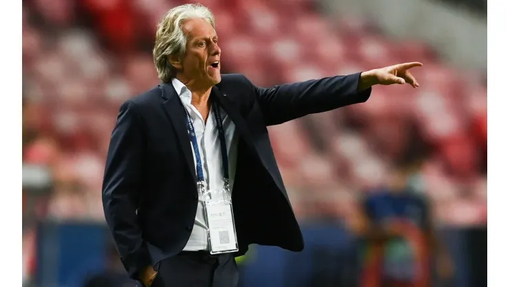 Jorge Jesus bajulou Flamengo nas redes sociais
