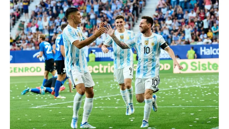 Seleção da Argentina vai para a copa do mundo no Catar invicta a 35 jogos