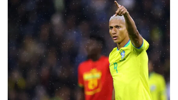 Richarlison pretende deixar Neymar para trás na copa do mundo