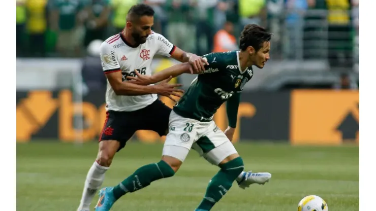 Palmeiras e Flamengo, em campo pelo Brasileirão de 2022 (Foto: Getty Images)
