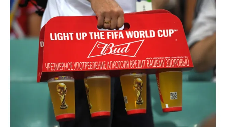 Após ser proibida a venda de cerveja no Catar Budweiser anuncia que campeão ficará com estoque