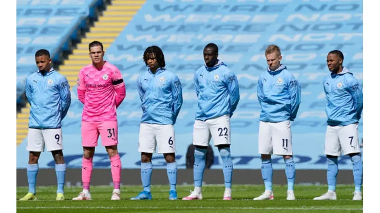 Confira os 3 jogadores do Manchester City que podem assinar pré-contrato com outras equipes