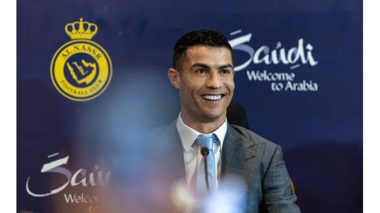 Cristiano Ronaldo atraiu milhares de torcedores para apresentação no Al-Nassr
