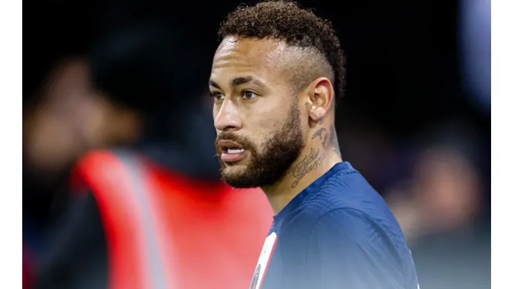 Neymar está vinculado ao PSG até 2026.
