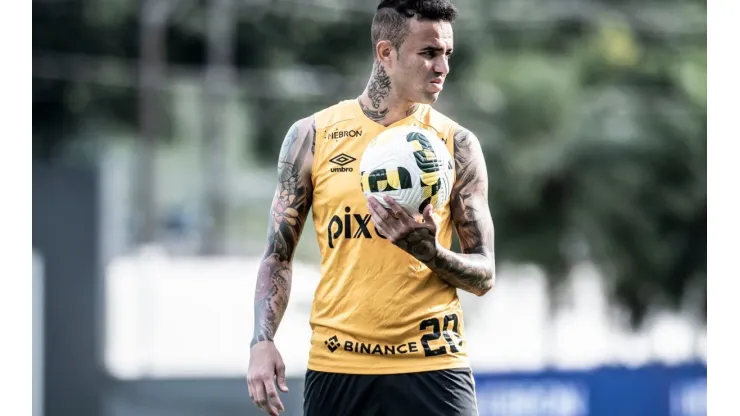 Corinthians estuda rescindir contrato de Luan
