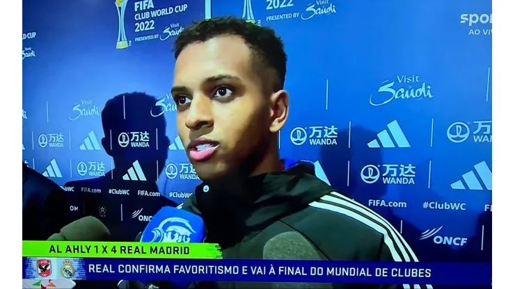 Rodrygo não deixa barato, provoca o Flamengo, e agita a web: "Pra bater pênalti na Copa do Mundo ele é um gatinho, né"