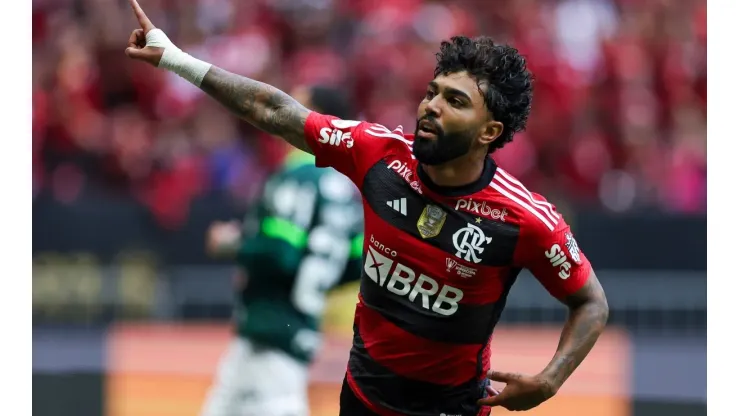 Gabigol sempre marca nas partidas em que desperdiça pênalti
