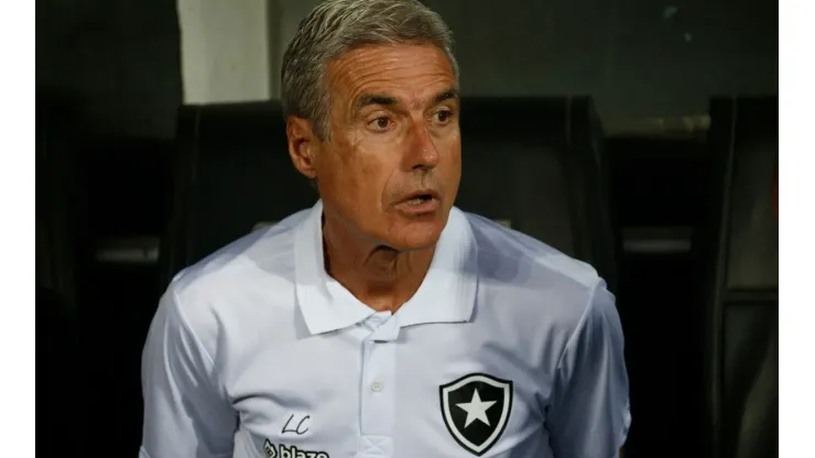 Botafogo quer contar com artilheiro em seu elenco
