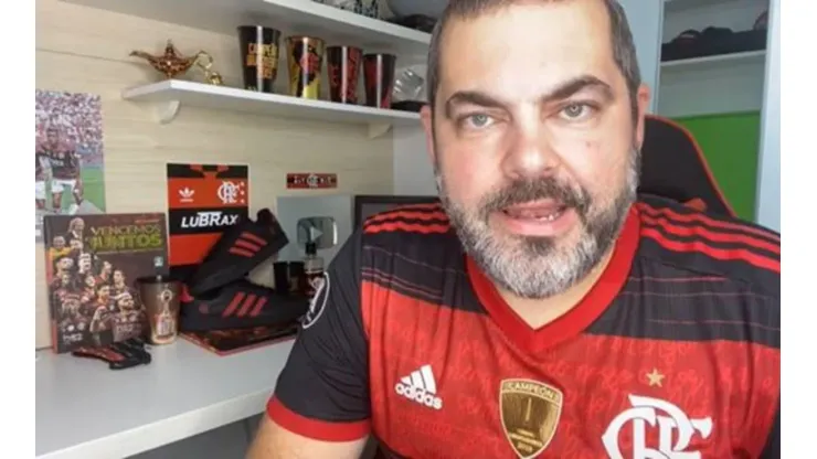 Paparazzo Rubro-Negro pede que Flamengo contrate grande jogador do Palmeiras, e web não perdoa