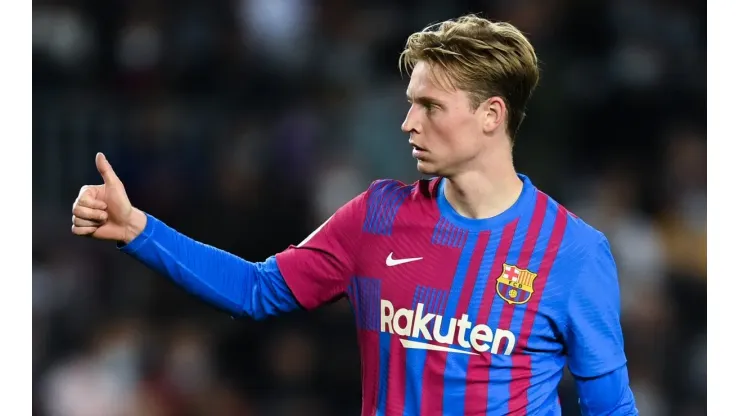 De Jong decide onde irá jogar na próxima temporada
