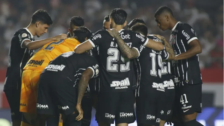 Mano Menezes decide primeiro medalhão que deixará o Corinthians (Photo by Miguel Schincariol/Getty Images)
