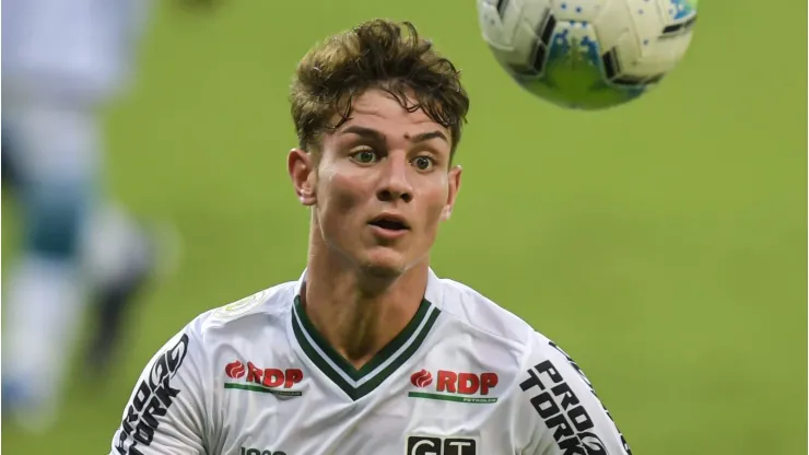 Natanael pode estar de saída do Coritiba. (Photo by Pedro Vilela/Getty Images)
