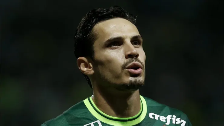 Raphael Veiga of Palmeiras. (Photo by Ricardo Moreira/Getty Images)
