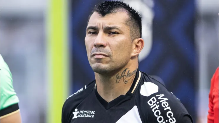 Gary Medel pode trocar o Vasco por outro campeão da Libertadores na próxima janela. Foto: Abner Dourado/AGIF
