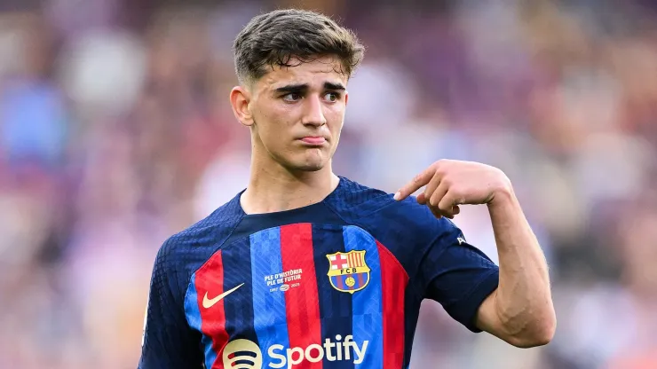 PSG quer contratar Gavi, do Barcelona, em movimento que seria histórico para o futebol. (Photo by David Ramos/Getty Images)
