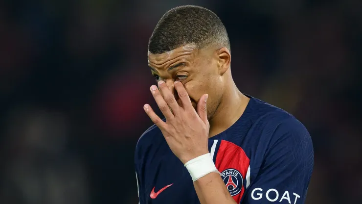 Mbappé, que negocia sua chegada ao Real Madrid, teve desejo negado por Floretino Pérez. 
