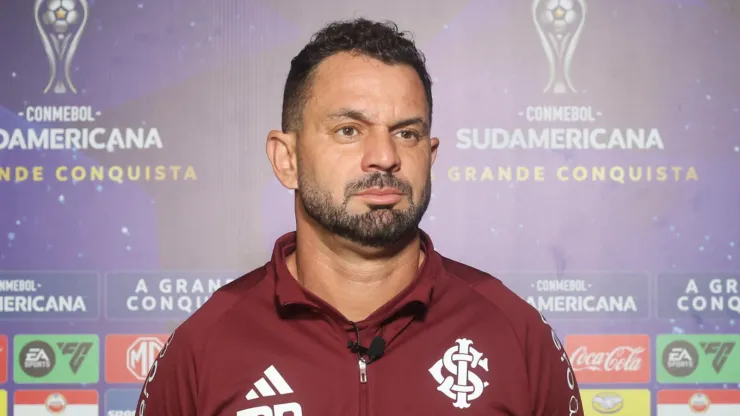 Magrão abriu o jogo em coletiva Magrão foi sincero em coletiva (Foto: Ricardo Duarte/Internacional/Divulgação)
