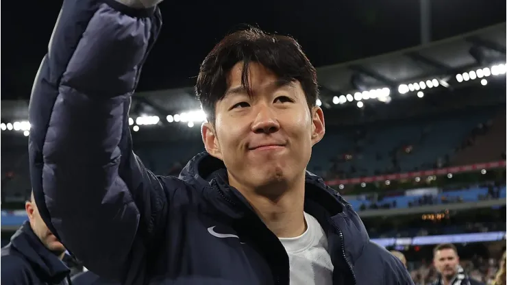 Son Heung-min é aprovado para trocar o Tottenham por outro clube do futebol europeu. (Photo by Robert Cianflone/Getty Images)
