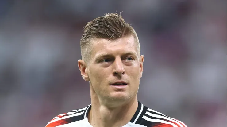 Toni Kroos é assunto em papo de Vidal. Foto: Lars Baron/Getty Images
