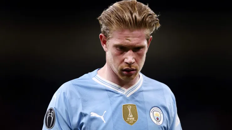 Manchester City define o substituto de De Bruyne em meio à saída do belga. 
