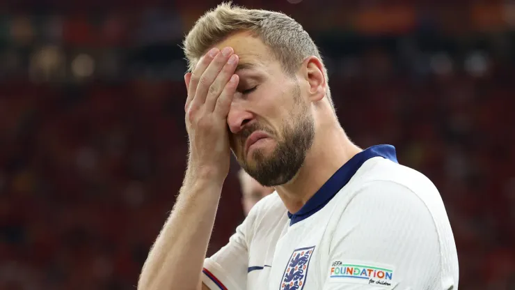 Kane segue sem comemorar título na carreira (Foto: Richard Pelham/Getty Images)
