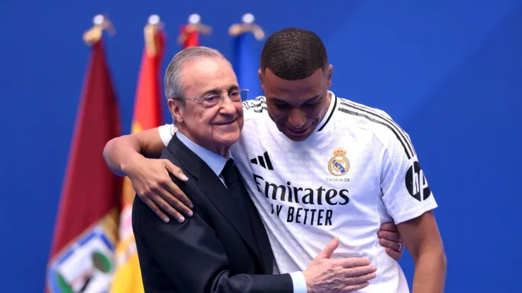 Florentino Pérez e Mbappé conversaram sobre o próximo reforço do Real Madrid.
