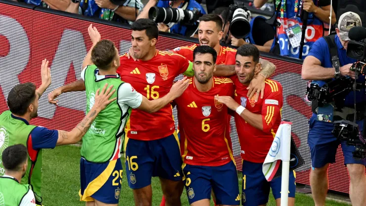 O volante é um dos alvos do Barça no mercado (Foto: Clive Mason/Getty Images)
