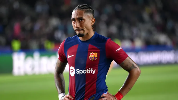 Raphinha tem futuro incerto no Barcelona (Foto: David Ramos/Getty Images)
