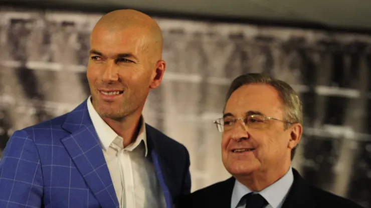 Zidane e Florentino Pérez são dois grandes nomes da história recente do Real Madrid.
