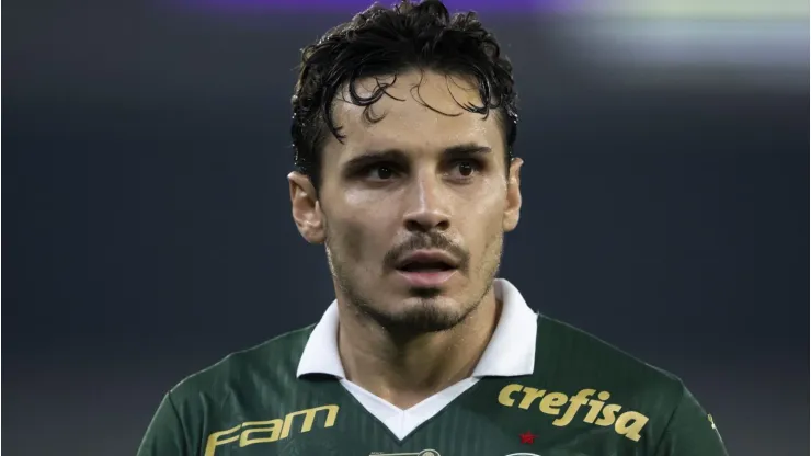 Clube europeu pode fazer proposta de R$ 153 milhões para tirar Raphael Veiga do Palmeiras.
