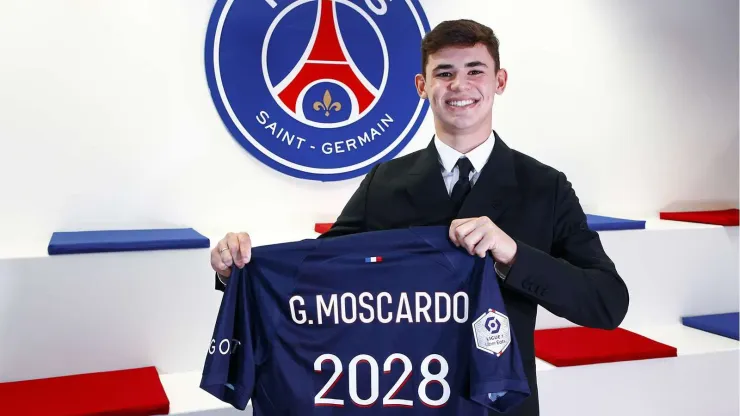 Gabriel Moscardo disputará sua primeira temporada pelo PSG. (Foto: Divulgação | PSG)
